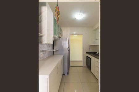 Apartamento para alugar com 64m², 2 quartos e 2 vagas Apartamento para alugar com 64m², 2 quartos e 2 vagasCozinha e Área de Serviço