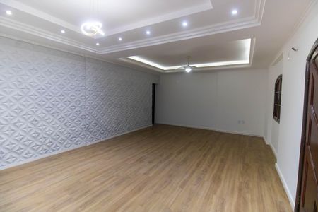 Casa para alugar com 319m², 3 quartos e 1 vagaSala