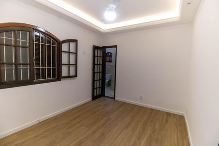 Casa para alugar com 319m², 3 quartos e 1 vagaSuíte 3