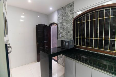 Casa para alugar com 319m², 3 quartos e 1 vagaCozinha