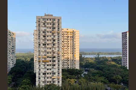 Sala - vista de apartamento para alugar com 2 quartos, 55m² em Barra da Tijuca, Rio de Janeiro