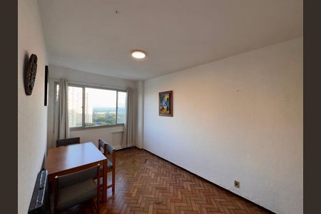 Sala de apartamento para alugar com 2 quartos, 55m² em Barra da Tijuca, Rio de Janeiro