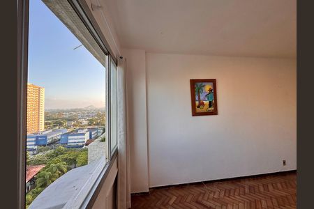 Sala de apartamento para alugar com 2 quartos, 55m² em Barra da Tijuca, Rio de Janeiro