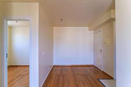 Sala de apartamento para alugar com 2 quartos, 45m² em Todos Os Santos, Rio de Janeiro