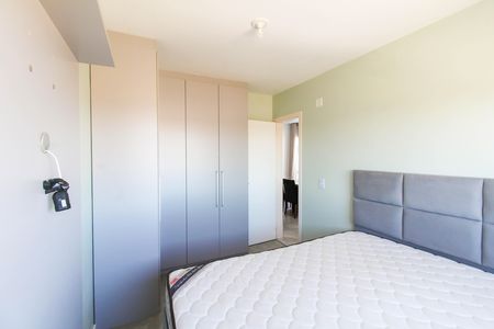 Quarto 1 de apartamento à venda com 2 quartos, 55m² em Fátima, Canoas