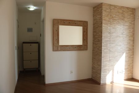 Sala de apartamento para alugar com 2 quartos, 56m² em Lapa de Baixo, São Paulo