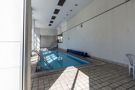 Apartamento para alugar com 70m², 1 quarto e 2 vagas Apartamento para alugar com 70m², 1 quarto e 2 vagasPiscina Coberta