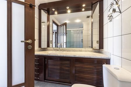 Apartamento para alugar com 70m², 1 quarto e 2 vagas Apartamento para alugar com 70m², 1 quarto e 2 vagasQuarto - Banheiro da Suite