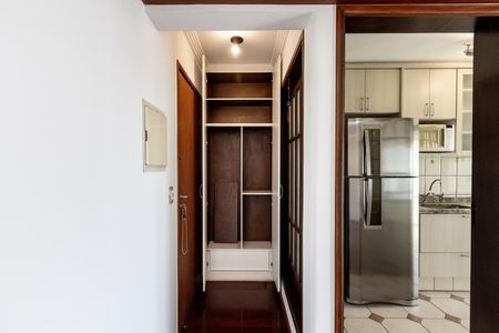 Apartamento para alugar com 70m², 1 quarto e 2 vagas Apartamento para alugar com 70m², 1 quarto e 2 vagasSala