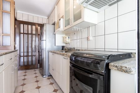 Apartamento para alugar com 70m², 1 quarto e 2 vagas Apartamento para alugar com 70m², 1 quarto e 2 vagasCozinha