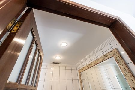 Apartamento para alugar com 70m², 1 quarto e 2 vagas Apartamento para alugar com 70m², 1 quarto e 2 vagasBanheiro do Corredor