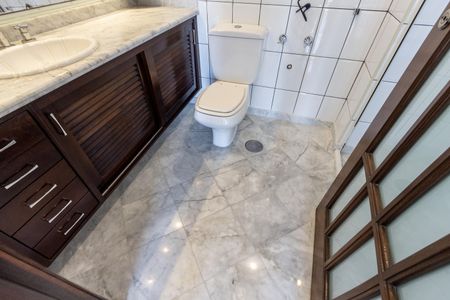 Apartamento para alugar com 70m², 1 quarto e 2 vagas Apartamento para alugar com 70m², 1 quarto e 2 vagasQuarto - Banheiro da Suite