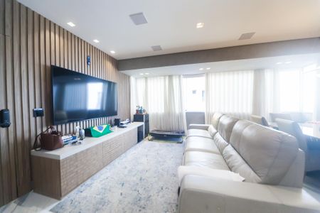 Sala de TV de apartamento à venda com 3 quartos, 134m² em Buritis, Belo Horizonte