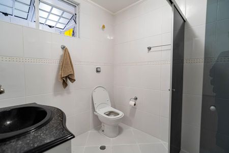 Apartamento à venda com 80m², 2 quartos e 1 vaga Apartamento à venda com 80m², 2 quartos e 1 vagaBanheiro