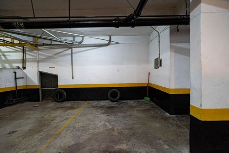 Garagem de apartamento à venda com 2 quartos, 80m² em Bela Vista, São Paulo