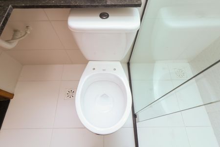 Apartamento à venda com 51m², 2 quartos e 1 vaga Apartamento à venda com 51m², 2 quartos e 1 vagaBanheiro da Suíte