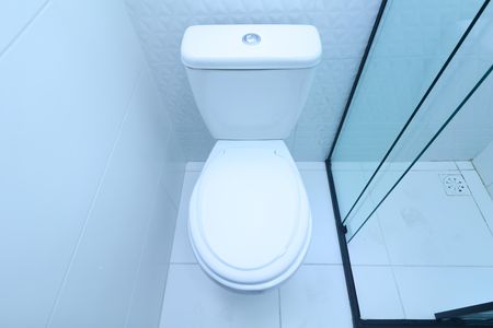 Apartamento à venda com 51m², 2 quartos e 1 vaga Apartamento à venda com 51m², 2 quartos e 1 vagaBanheiro Social