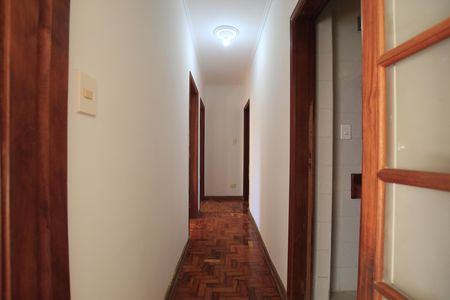 Corredor de apartamento para alugar com 3 quartos, 108m² em Aclimação, São Paulo