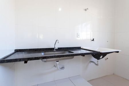 Casa para alugar com 60m², 2 quartos e 1 vaga Casa para alugar com 60m², 2 quartos e 1 vagaCozinha