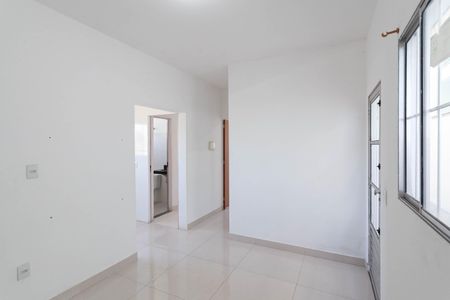Sala de casa para alugar com 2 quartos, 60m² em Trevo, Belo Horizonte