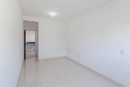 Casa para alugar com 60m², 2 quartos e 1 vaga Casa para alugar com 60m², 2 quartos e 1 vagaSuíte