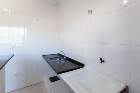 Casa para alugar com 60m², 2 quartos e 1 vaga Casa para alugar com 60m², 2 quartos e 1 vagaCozinha