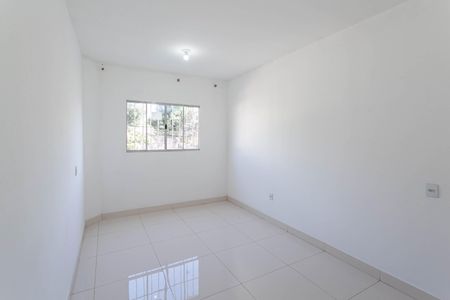 Casa para alugar com 60m², 2 quartos e 1 vaga Casa para alugar com 60m², 2 quartos e 1 vagaSuíte
