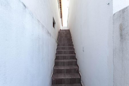 Casa para alugar com 60m², 2 quartos e 1 vaga Casa para alugar com 60m², 2 quartos e 1 vagaEntrada