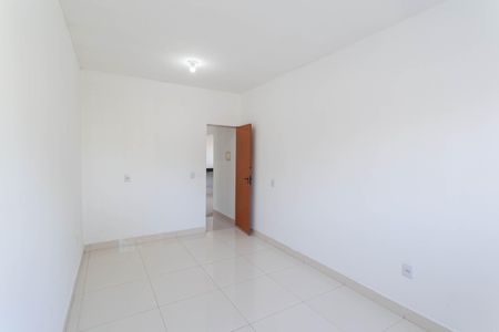 Casa para alugar com 60m², 2 quartos e 1 vaga Casa para alugar com 60m², 2 quartos e 1 vagaQuarto