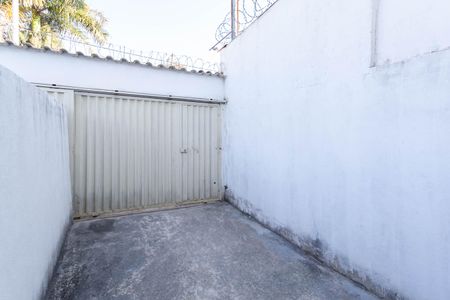 Casa para alugar com 60m², 2 quartos e 1 vaga Casa para alugar com 60m², 2 quartos e 1 vagaGaragem