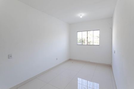 Casa para alugar com 60m², 2 quartos e 1 vaga Casa para alugar com 60m², 2 quartos e 1 vagaQuarto