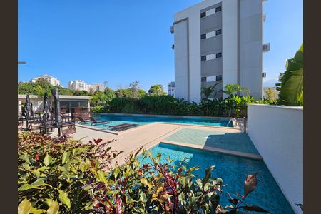 Apartamento para alugar com 65m², 2 quartos e 1 vagaÁrea comum - Piscina