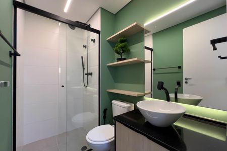 Banheiro de kitnet/studio para alugar com 1 quarto, 25m² em Liberdade, São Paulo