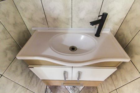 Apartamento para alugar com 40m², 2 quartos e sem vaga Apartamento para alugar com 40m², 2 quartos e sem vagaBanheiro