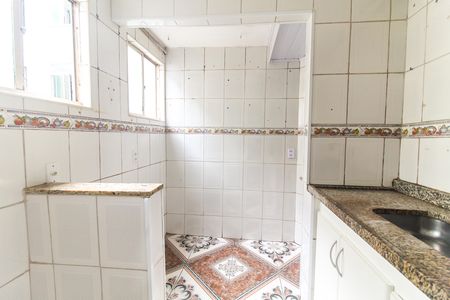 Apartamento para alugar com 40m², 2 quartos e sem vaga Apartamento para alugar com 40m², 2 quartos e sem vagaCozinha e Área de Serviço