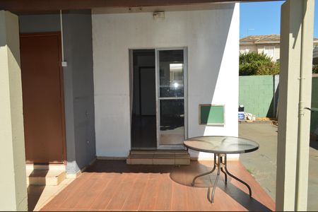 Casa de condomínio para alugar com 87m², 3 quartos e 2 vagasÁrea externa
