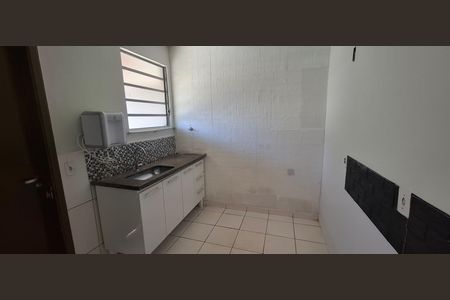 Casa de condomínio para alugar com 87m², 3 quartos e 2 vagas Casa de condomínio para alugar com 87m², 3 quartos e 2 vagasCozinha