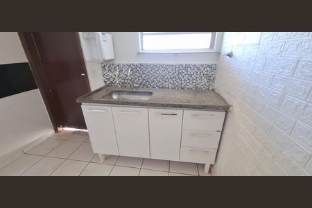Casa de condomínio para alugar com 87m², 3 quartos e 2 vagas Casa de condomínio para alugar com 87m², 3 quartos e 2 vagasCozinha