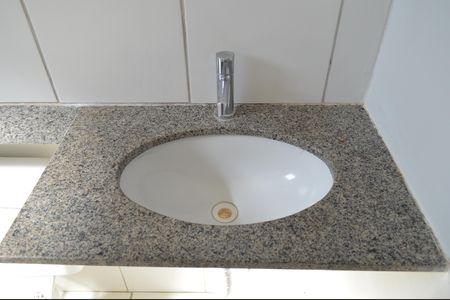 Casa de condomínio para alugar com 87m², 3 quartos e 2 vagasBanheiro da Suíte
