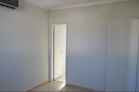 Casa de condomínio para alugar com 87m², 3 quartos e 2 vagasSuíte 