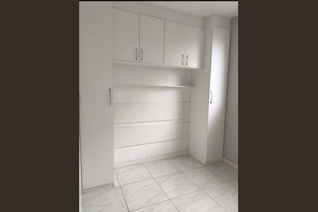 Quarto de apartamento para alugar com 2 quartos, 45m² em Jardim Alvorada, Nova Iguaçu