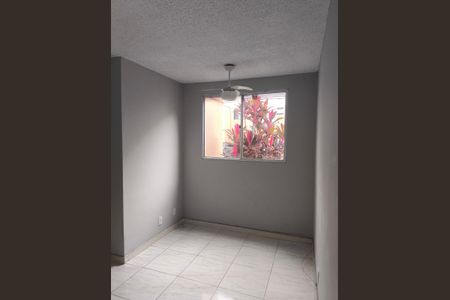 Sala de apartamento para alugar com 2 quartos, 45m² em Jardim Alvorada, Nova Iguaçu