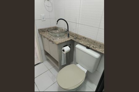 Apartamento para alugar com 45m², 2 quartos e 1 vaga Apartamento para alugar com 45m², 2 quartos e 1 vagaBanheiro