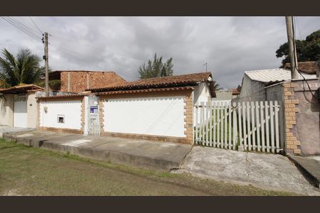 Casa para alugar com 360m², 2 quartos e 2 vagasFachada