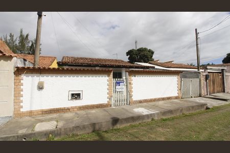 Casa para alugar com 360m², 2 quartos e 2 vagasFachada