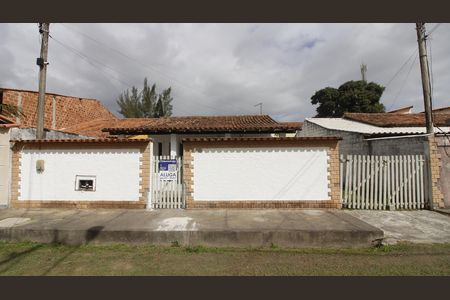 Casa para alugar com 360m², 2 quartos e 2 vagasFachada