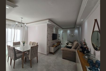 Apartamento à venda com 72m², 2 quartos e 1 vaga Apartamento à venda com 72m², 2 quartos e 1 vagaSala