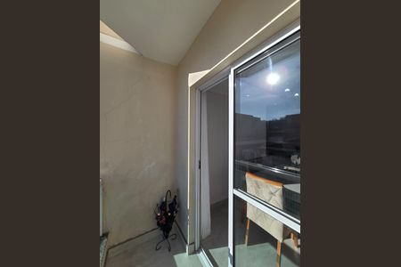 Apartamento à venda com 72m², 2 quartos e 1 vaga Apartamento à venda com 72m², 2 quartos e 1 vagaVaranda da Sala