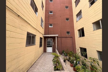 Apartamento para alugar com 50m², 2 quartos e 1 vaga Apartamento para alugar com 50m², 2 quartos e 1 vagaFachada do bloco