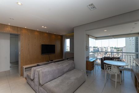 Apartamento à venda com 2 quartos, 62m² em Vila Romana, São Paulo